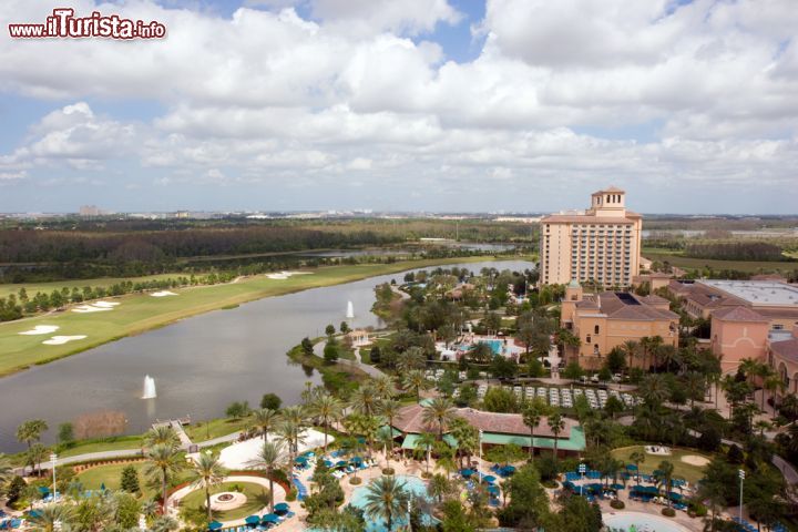 Immagine Resort di Orlando, Florida - Una delle tante strutture ricettive in cui si può soggiornare durante un tour alla scoperta di questa graziosa cittadina della East Cost degli Stati Uniti © Richard A. McGuirk / Shutterstock.com