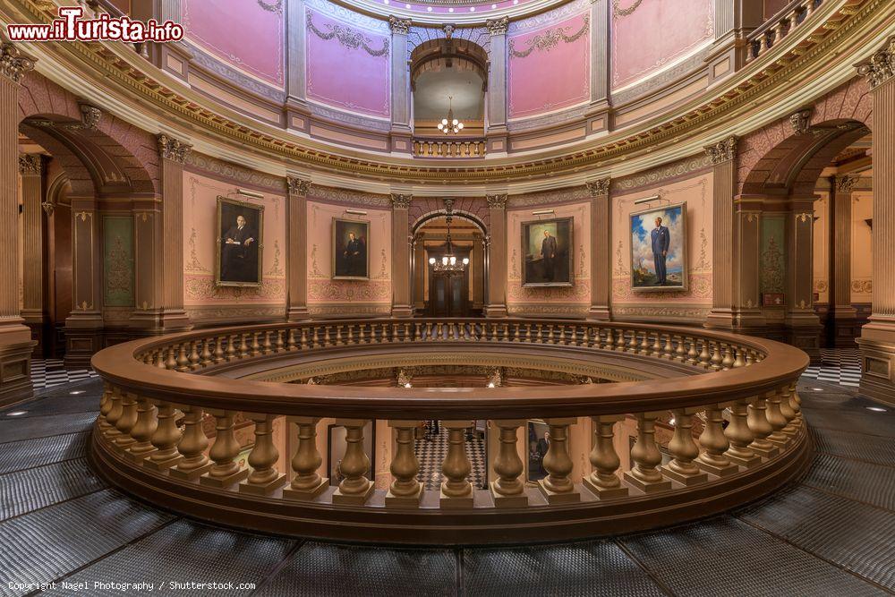 Immagine Ritratti dei governatori nella cupola del Campidoglio di Lansing, Michigan (USA) - © Nagel Photography / Shutterstock.com