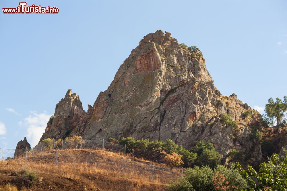 Immagine Rocce nei dintorni di Troina in Sicilia, Monti Nebrodi