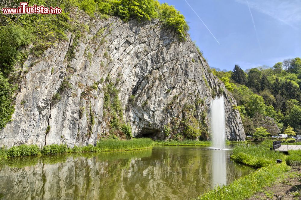 Immagine Una caratteristica formazione rocciosa della Falize nel territorio di Durbuy, una piccola cittadina della Vallonia, in Belgio - © Shutterstock.com