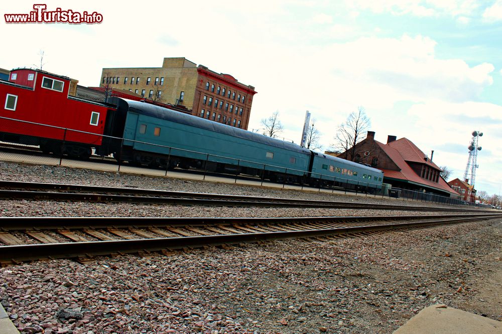 Immagine Rotaie della linea ferroviaria a Fargo, Nord Dakota, Stati Uniti.