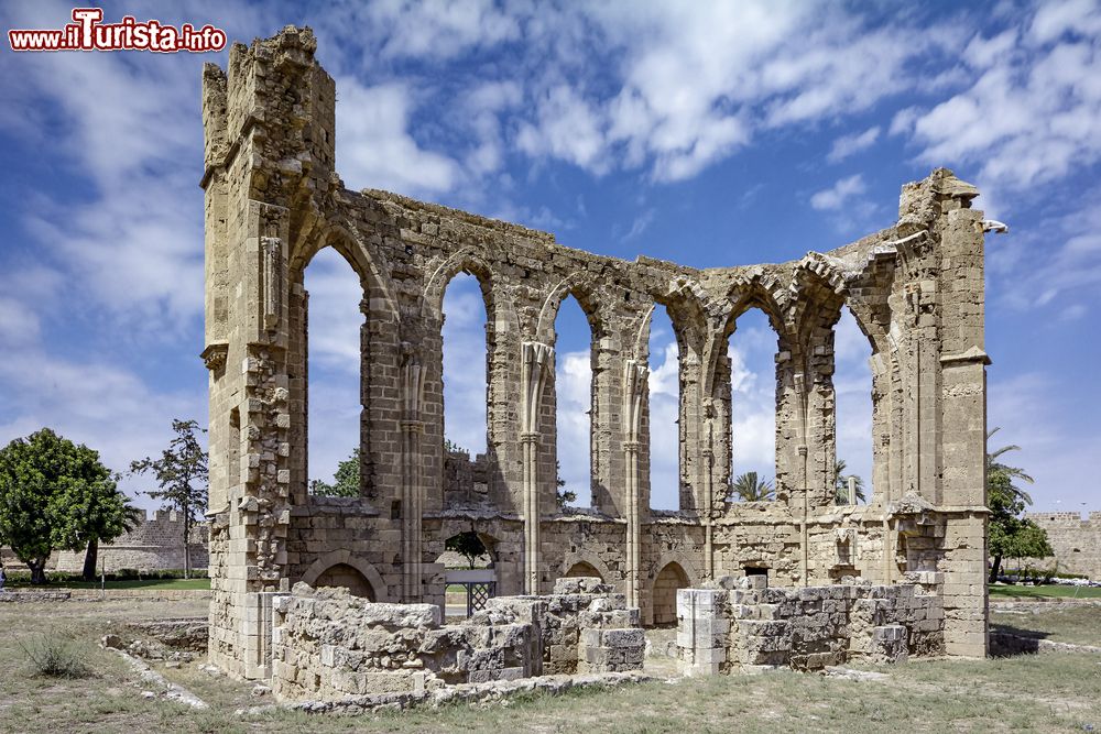 Immagine Rovine della chiesa bizantina di San Giovanni a Famagosta, Cipro Nord.