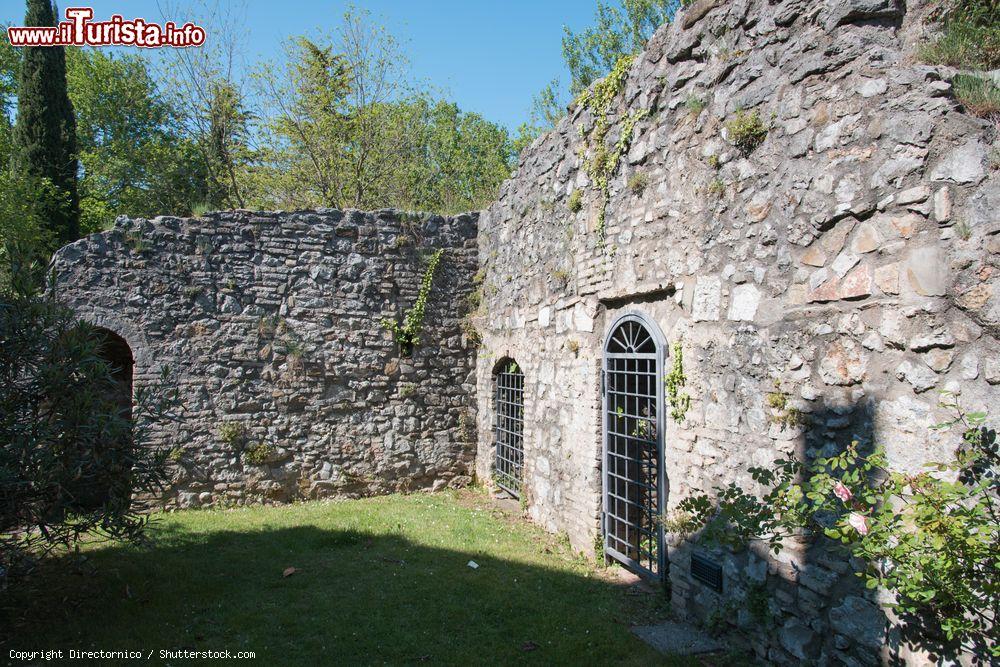 Immagine Rovine della fortezza di Gradisca d'Isonzo, provincia di Gorizia. Qui, fra gli altri, fu imprigionato Federico Confalonieri - © Directornico / Shutterstock.com