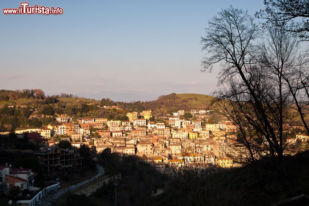 Immagine Sacrofano, Lazio fotografato al mattino: il borgo di origine medievale si trova a nord di Roma