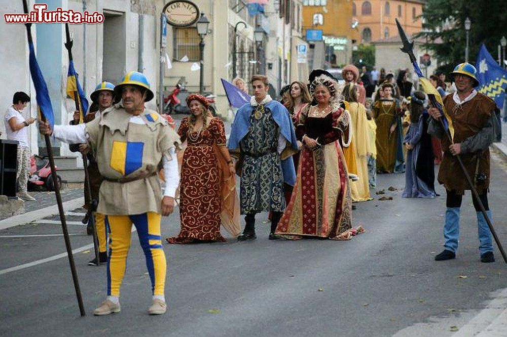 Immagine Sacrofano, Roma: la sfilata del Palio della Stella  - © Comune di Sacrofano