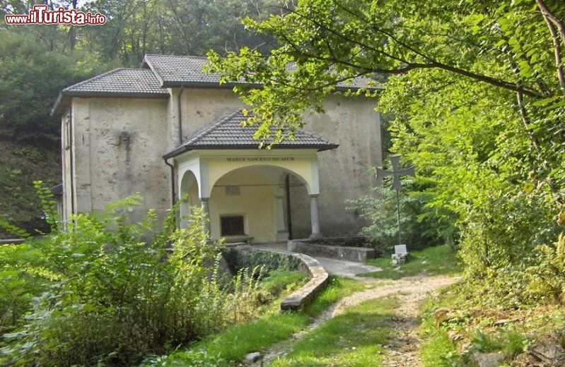 Immagine Santuario di Lupera nei dintorni di Agra in Lombardia - © www.comune.agra.va.it