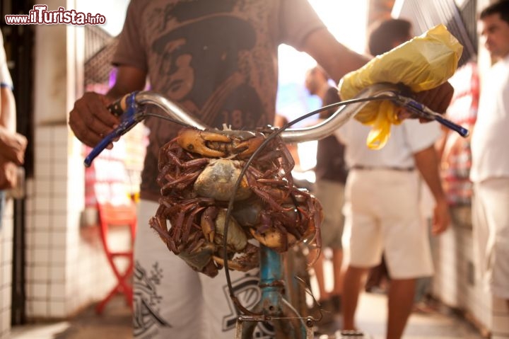 Immagine Sao Luis: il mercato della capitale del Maranhao (Brasile)