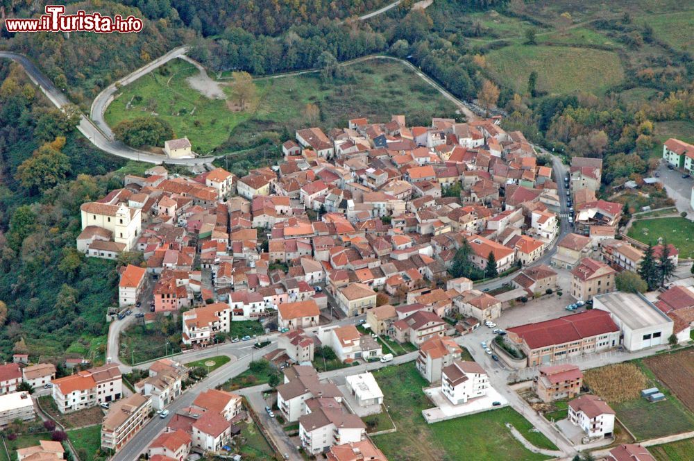 Immagine Sarconi Val d Agri in Basilicata è famosa per la sua Sagra del Fagiolo  - © www.basilicataturistica.it