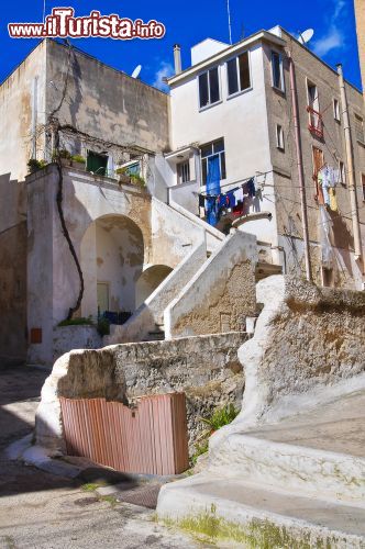 Immagine Scorcio del borgo medievale di Massafra, Puglia - Stradine tortuose e graziose piazze creano angoli suggestivi, sempre unici e originali, nel centro storico di Massafra © Mi.Ti. / Shutterstock.com