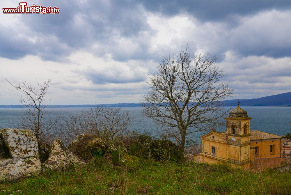 Immagine Scorcio di Trevignano Romano sul Lago di Bracciano in Provincia di Roma, Lazio