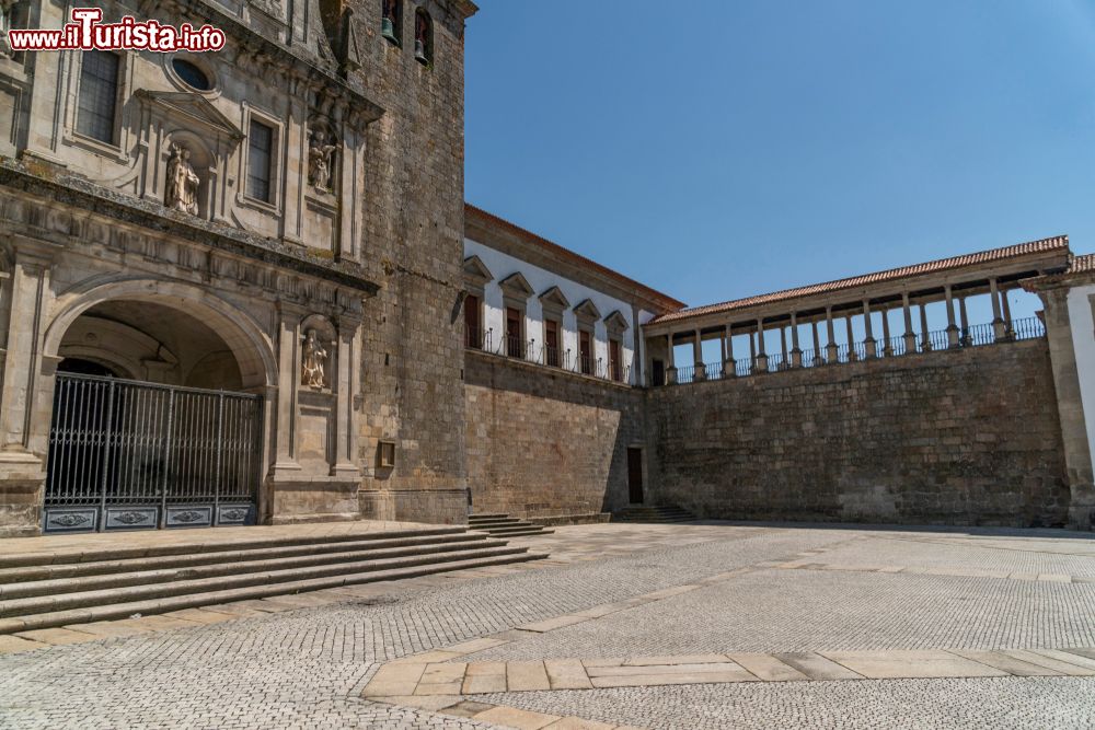 Immagine Scorcio di una vecchia chiesa nel centro di Viseu, Portogallo.