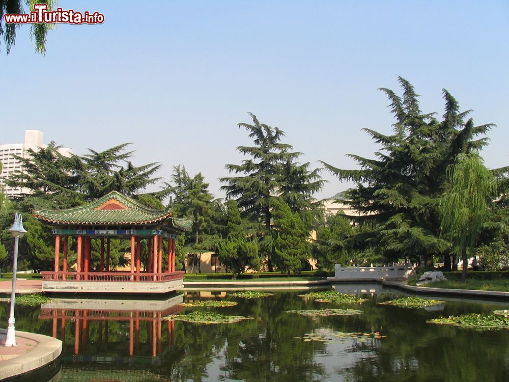 Immagine Uno scorcio panoramico della cittadina di Jinan, Cina. Jinan si trova circa 400 km a sud della capitale Pechino.