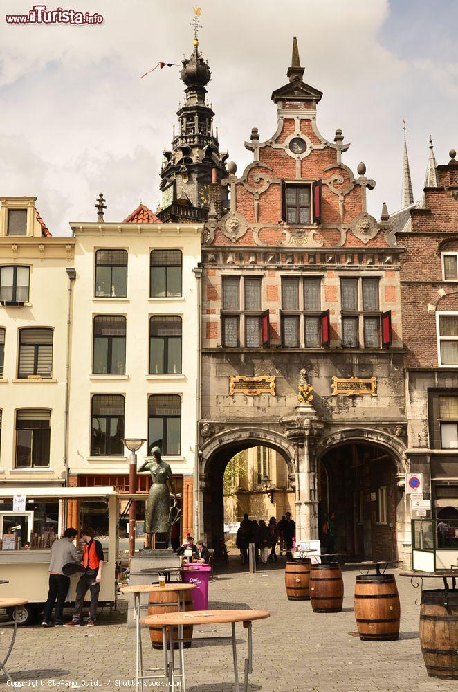 Immagine Scorcio panoramico della piazza centrale di Nijmegen, Olanda - © Stefano Guidi / Shutterstock.com