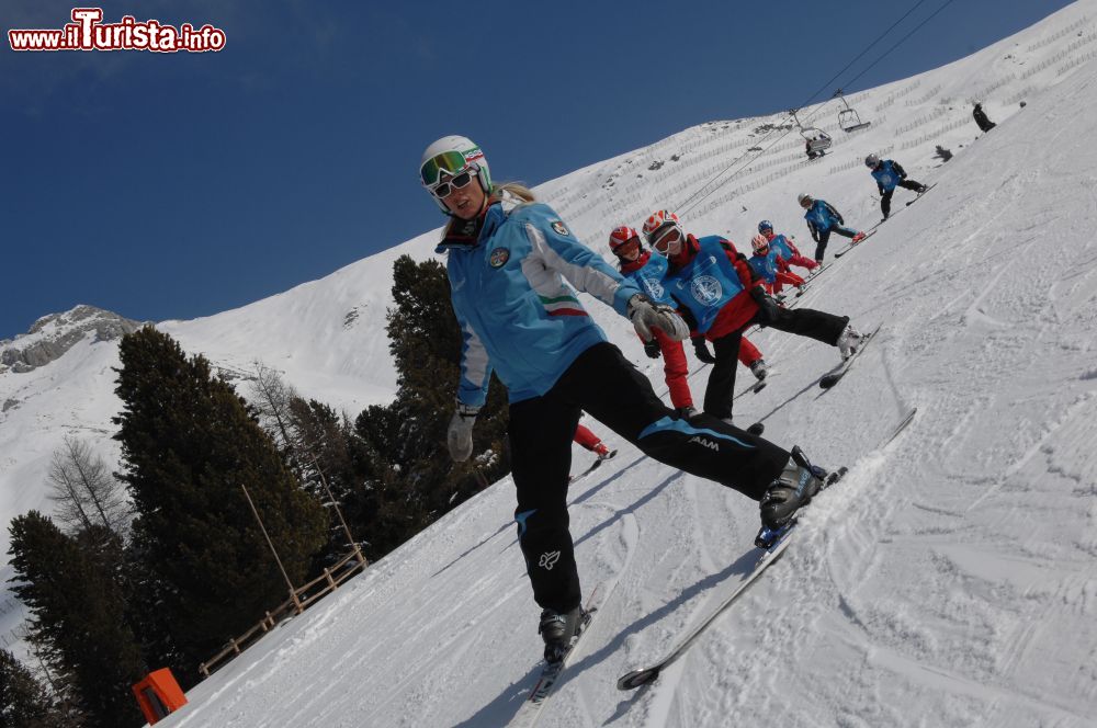 Immagine Scuola di Sci in Val di FIemme, sulle piste di Predazzo (Trentino) - © Archivio Foto Trentino Sviluppo orlerimages.com