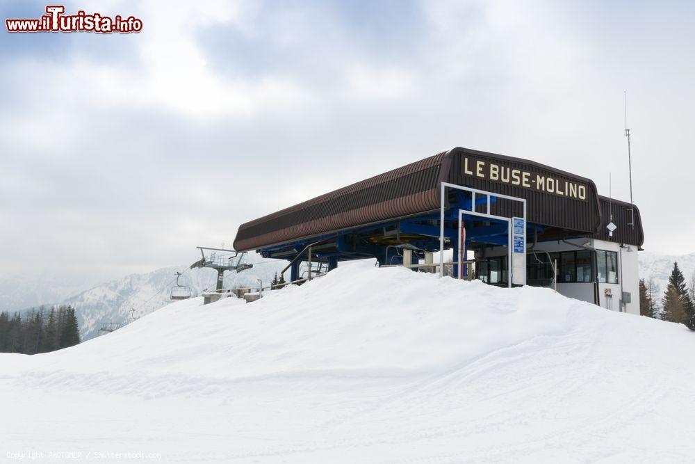 Immagine La seggiovia Molino-Le Buse nell'area Dolomite Alps Ski San Pellegrino, Falcade, Veneto - © PHOTOMDP / Shutterstock.com