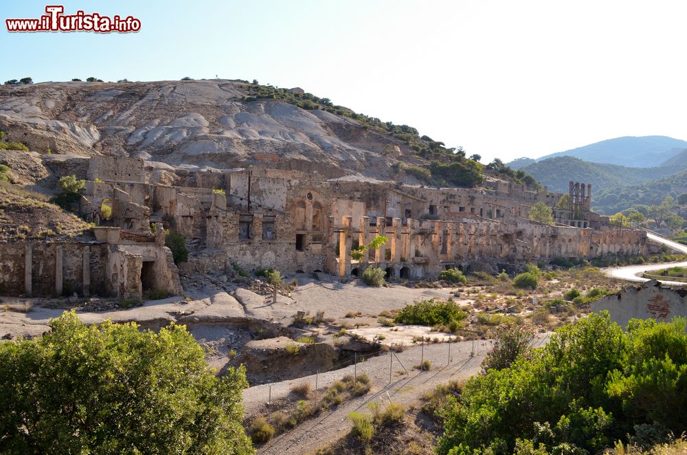 Immagine La miniera abbandonata di Gennamari - Ingurtosu vicino ad Arbus in Sardegna