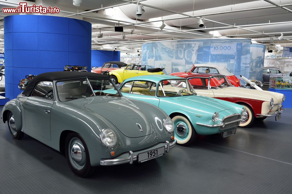 Immagine Museo delle Auto a Wolfsburg in Bassa Sassonia - © Alizada Studios / Shutterstock.com
