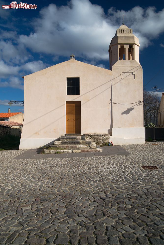 Immagine Una chiesa di Bonorva in Sardegna