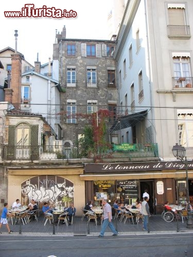 Immagine Simpatica libreria a Grenoble (Francia).