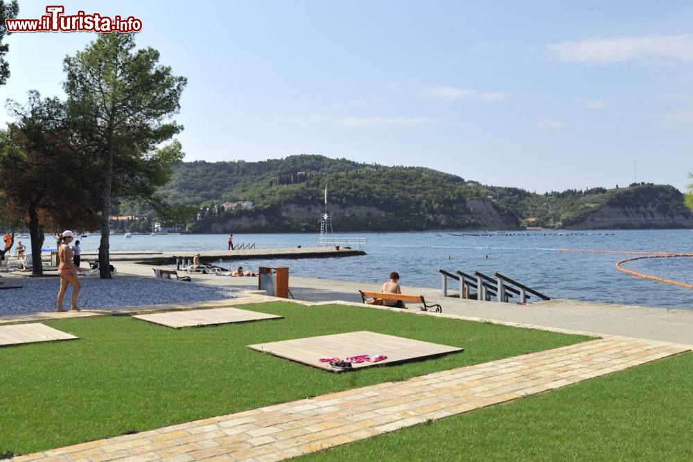 Immagine Spiaggia delle Terme di Talaso Strunjan a Strugnano, in Slovenia - © Terme Krka