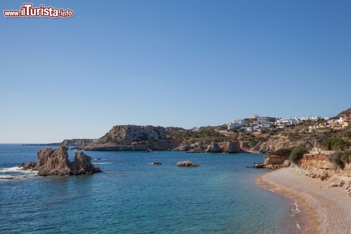 Immagine Spiaggia di Amopi a Karpanthos in Grecia - © dedi57 / Shutterstock.com