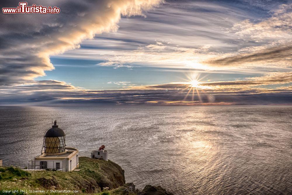 Immagine St. Abbs Head, vicino all'omonimo villaggio. Siamo a Coldingham, Berwickshire in Scozia - © Phil Silverman / Shutterstock.com