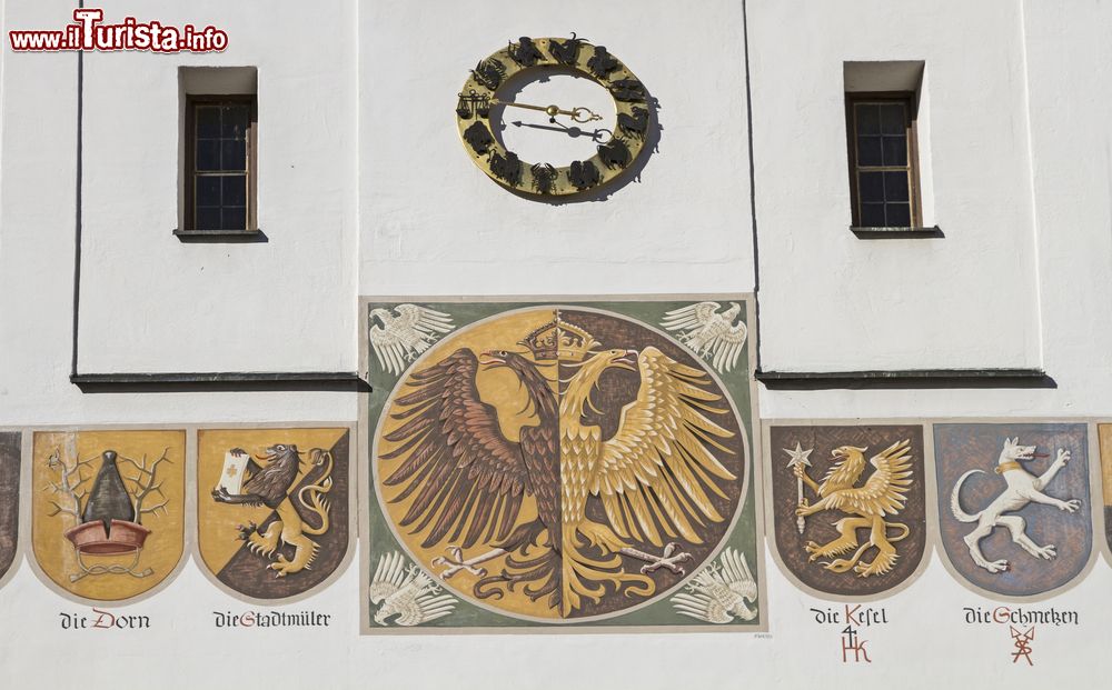 Immagine Stemmi di famiglie nobili nel Palazzo Municipale di Kempten, Baviera (Germania).