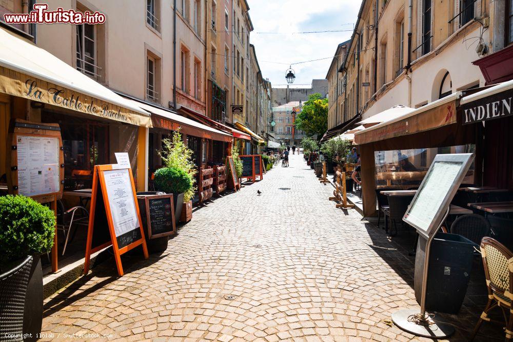 Immagine Street view nel centro storico di Nancy, Francia - © ilolab / Shutterstock.com