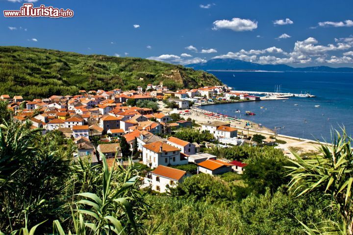 Immagine L'isola di Susak, nell'arcipelago del Quarnero, è divenuta negli anni una meta turistica della Croazia. Non vi sono hotel, ma è possibile affittare un appartamento per soggiornarvi qualche giorno.
