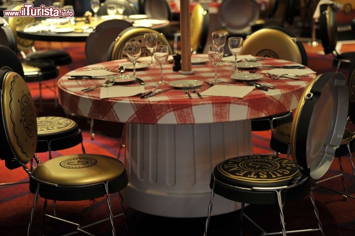 Immagine I tavoli a misura di topi nel nuovo ristorante di Disneyland Paris