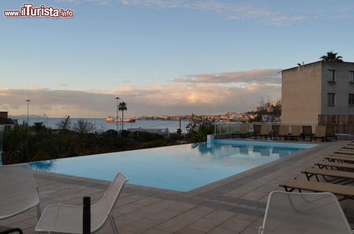 Immagine Il buongiorno di Ajaccio dalla terrazza dell'hotel Best Western Amirautè