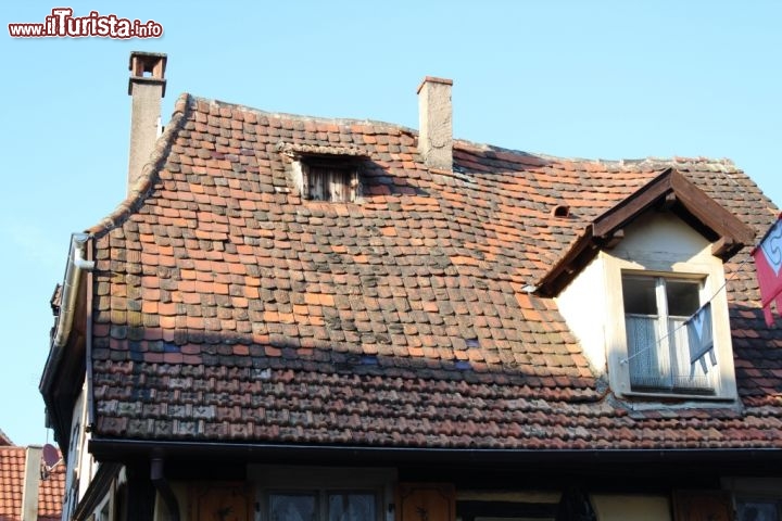 Immagine Tetto di una casa a gradiccio  - © Matteo Emiliani