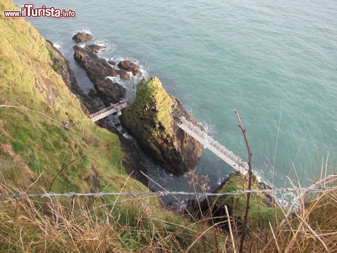 Immagine The Gobbins il sentiero dell'Irlanda recentemente ristrutturato sulla penisola di Islandmagee vicino a Larne - © media.ireland.com