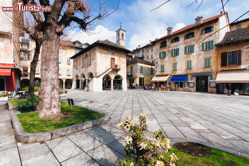 Le foto di cosa vedere e visitare a Orta San Giulio