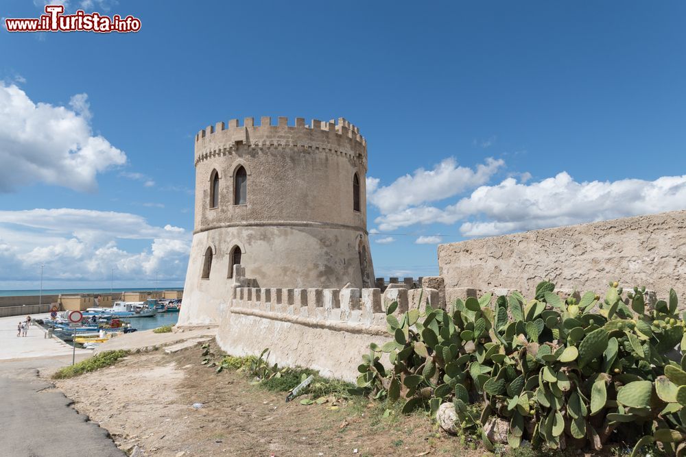 Le foto di cosa vedere e visitare a Torre Vado