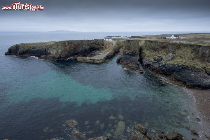 Immagine Tory Island è una delle isole più belle in Irlanda nella contea del Donegal  - © Maria_Janus / Shutterstock.com