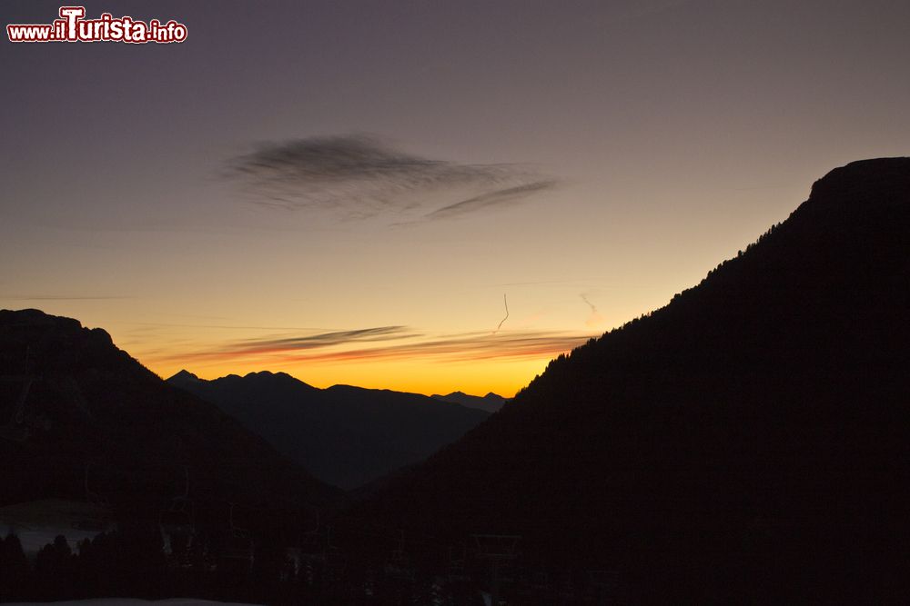 Immagine Tramonto dai dintorni di Tesero in direzione dell'Alpe di Pampeago