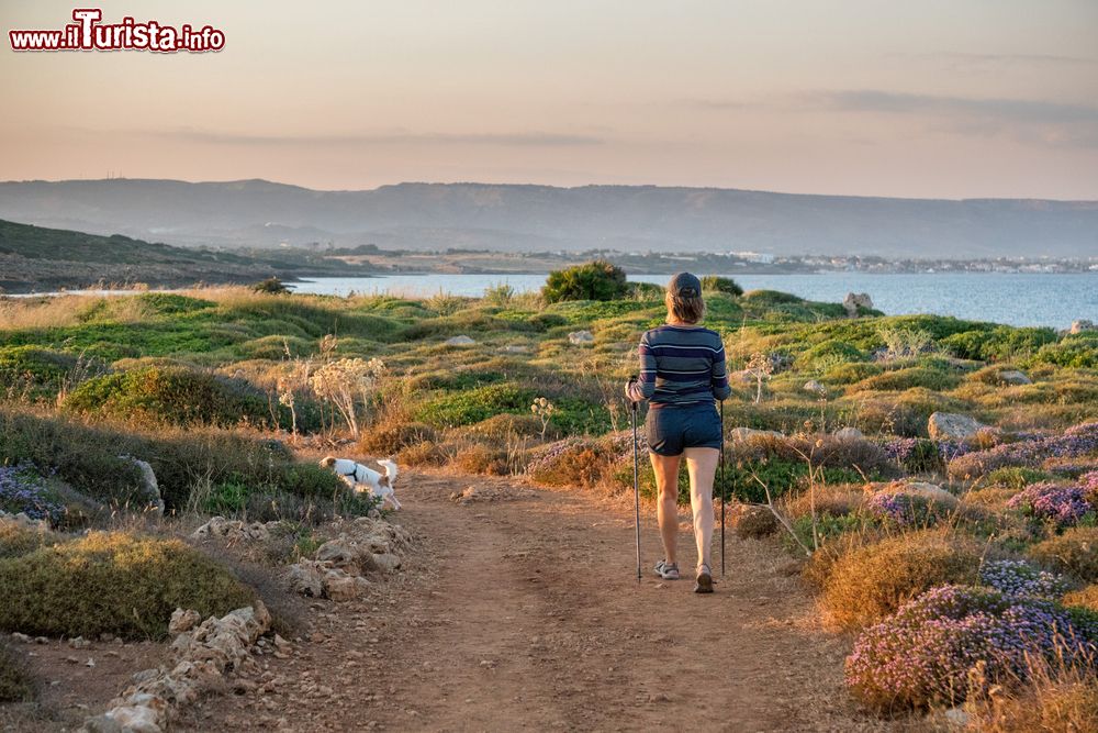 Immagine Trekking in direzione di Calamosche, Riserva Natuale di Vendicari, Noto