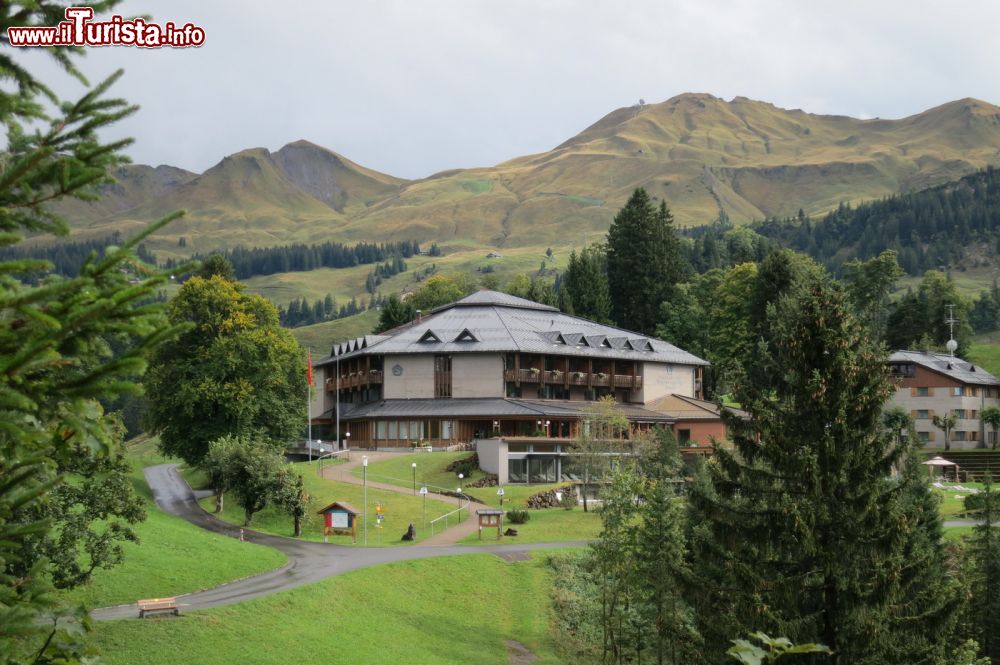 Immagine Un albergo del villaggio di Stoos, Svizzera, Canton Svitto.