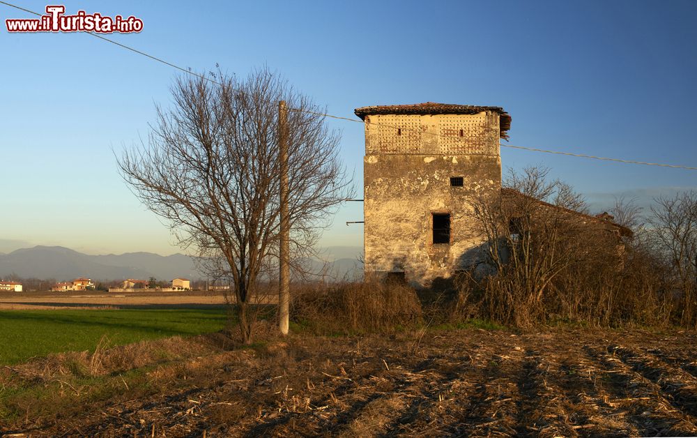 Le foto di cosa vedere e visitare a Cazzago San Martino