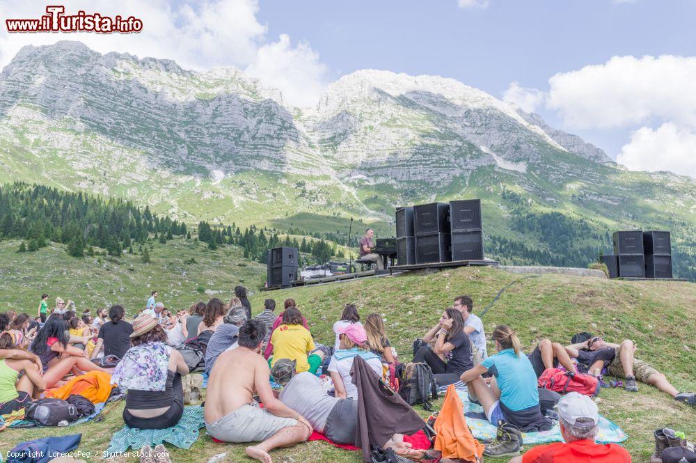 Immagine Un concerto sulla Alpi vicino a Chiusaforte in Friuli Venezia Giulia - © LorenzoPeg / Shutterstock.com