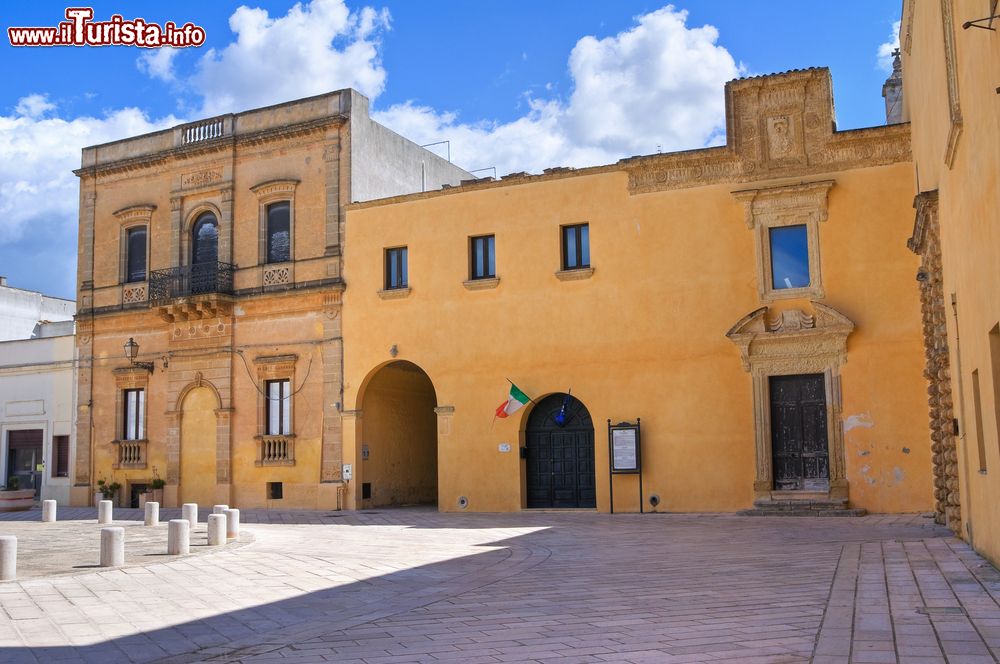 Immagine Un dettaglio di una piazza a Presicce in Puglia