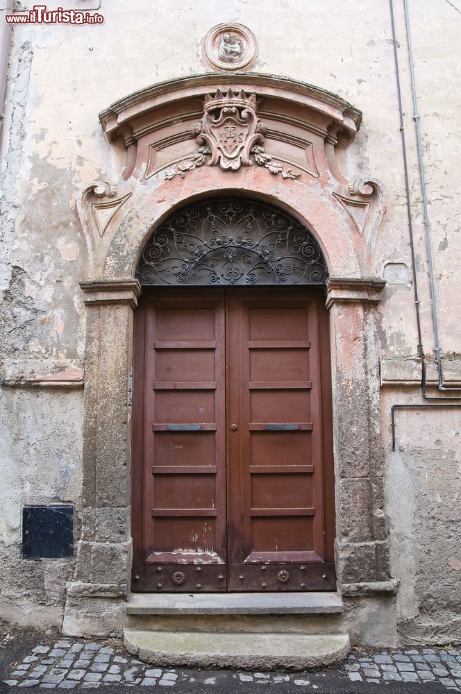 Immagine Un palazzo storico nel cuore del borgo di Nepi nel Lazio