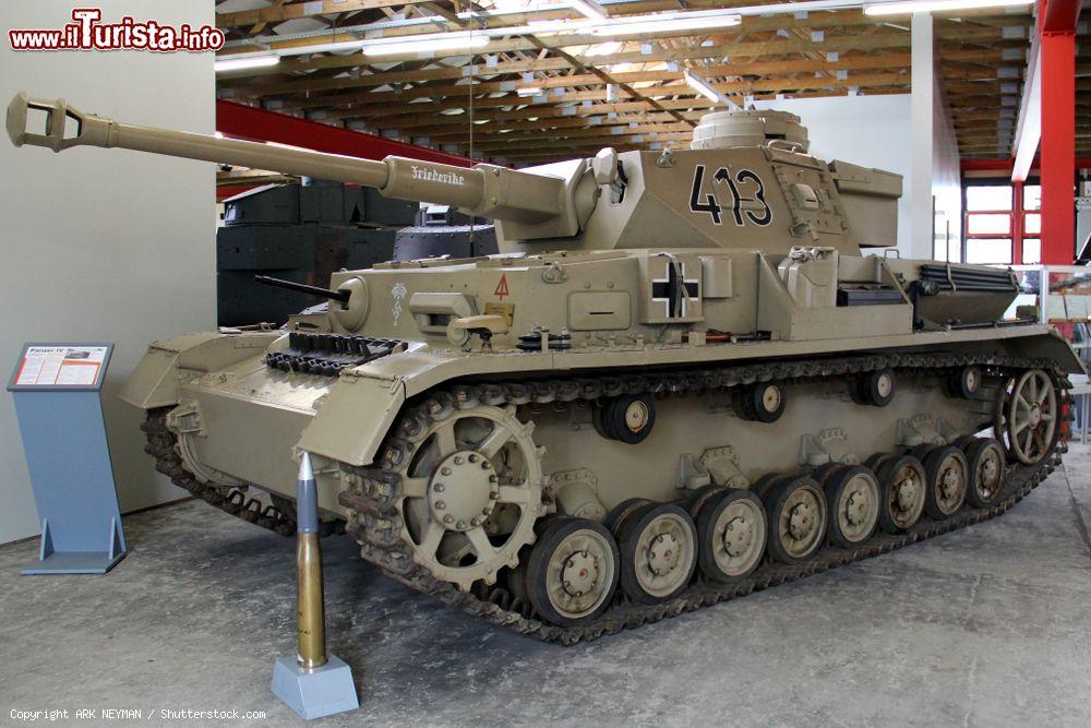 Immagine Un Panzer tedesco al museo del Carroarmato di Munster in Germania - © ARK NEYMAN / Shutterstock.com