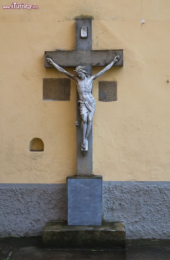 Immagine Un particolare della Chiesa di San Giacomo a Ponte dell'Olio