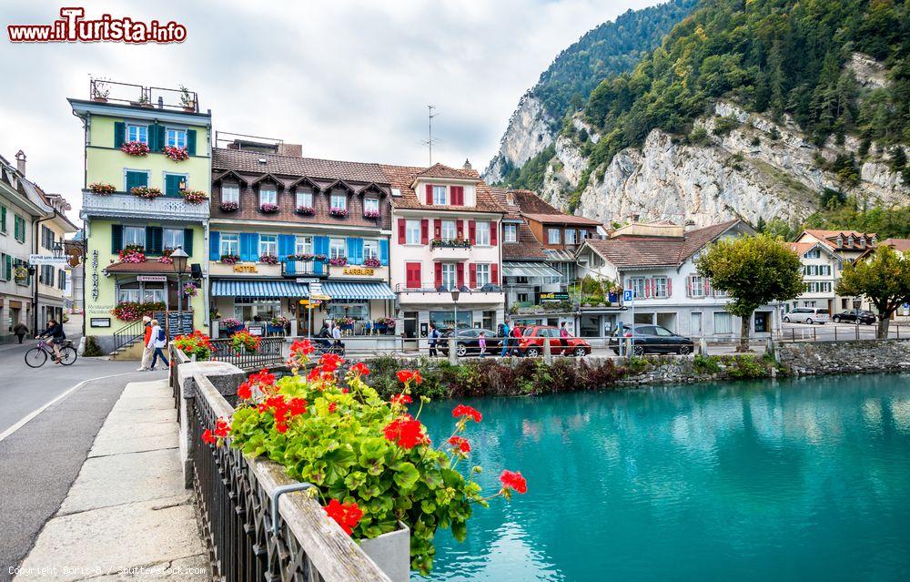 Immagine Un pittoresco scorcio fotografico di Interlaken, Svizzera - © Boris-B / Shutterstock.com