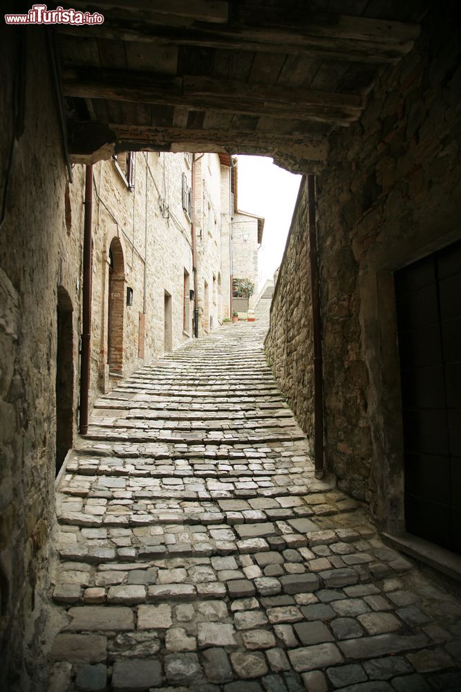 Immagine Un suggestivo scorcio del centro storico di Pennabilli, Emilia Romagna.