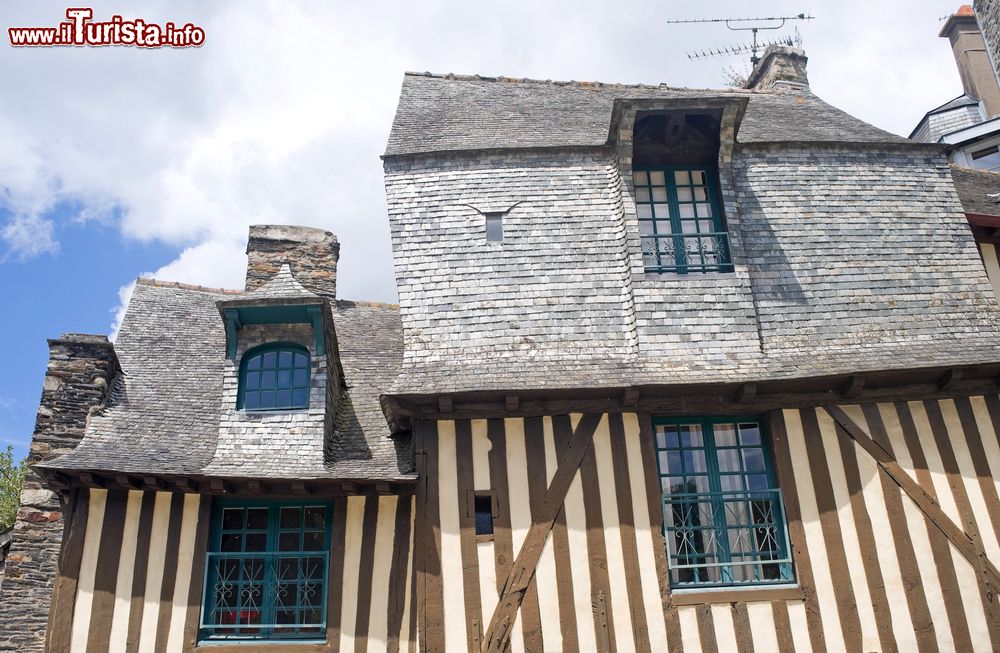 Immagine Una casa antica a graticcio nel centro storico di Vitrè in Francia