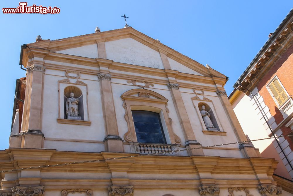 Immagine Una chiesa del centro storico di Piacenza, Emilia-Romagna
