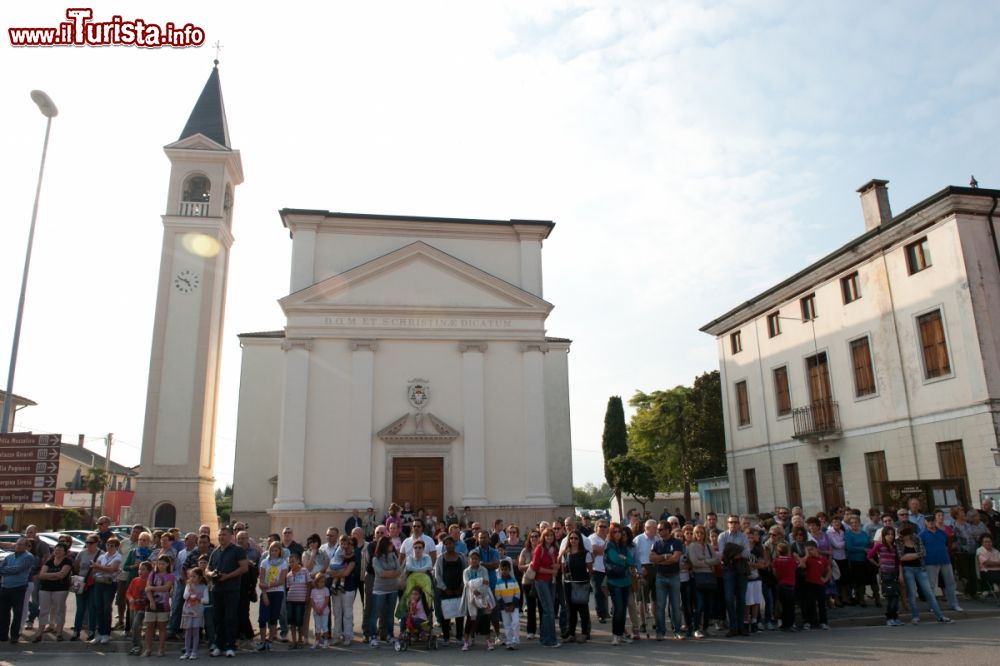 Immagine Una chiesa di Bressanvido durante la Festa della Transumanza, a settembre - ©  sito ufficiale